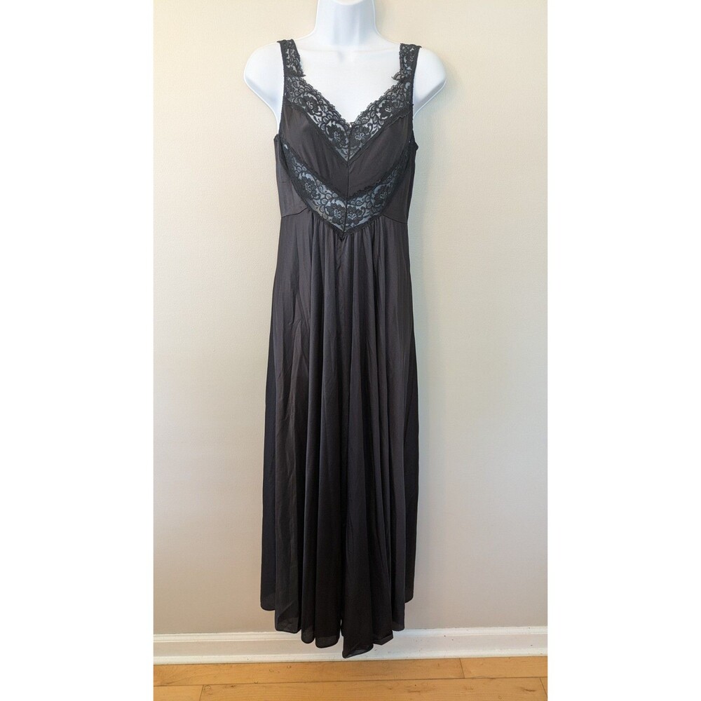 Vtg Undercover Wear Silky Nylon Full Sweep Maxi Nightgown Lace Slip Dress Gown